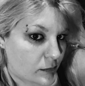 Meet your Posher, Debra